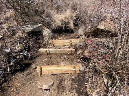 タイバックアンカー工法で整備した登山道