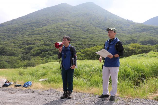 出発式での、当財団矢野事務局長の挨拶