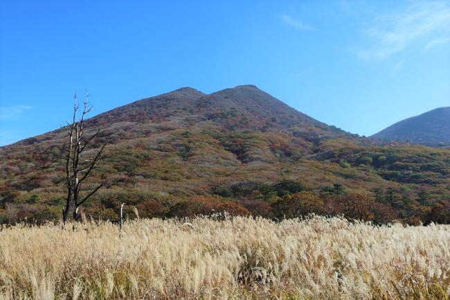 今回登る平治岳（標高1,643ｍ）