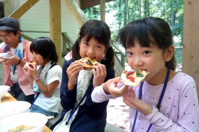 手作りピザ、とっても美味しいね！