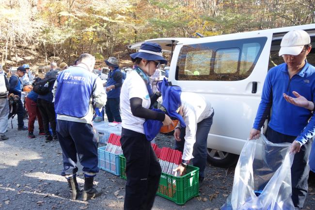 大船林道にて、資機材の返却をし参加者の皆さまは活動終了しました