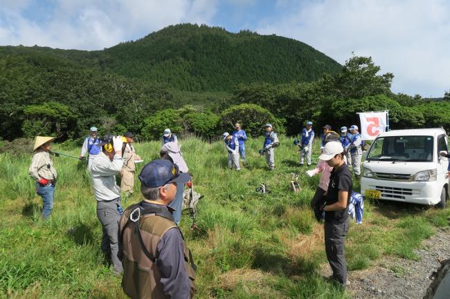 作業手順や安全管理について班毎に打合せ