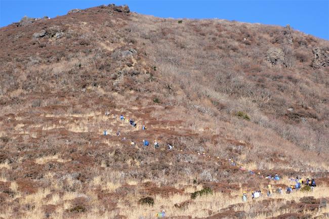 山頂を目指し登山再開！